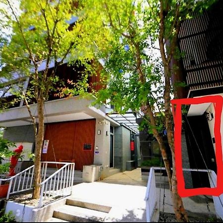 會呼吸的房-採自助式入住-有電梯 Bed and Breakfast Huwei Buitenkant foto