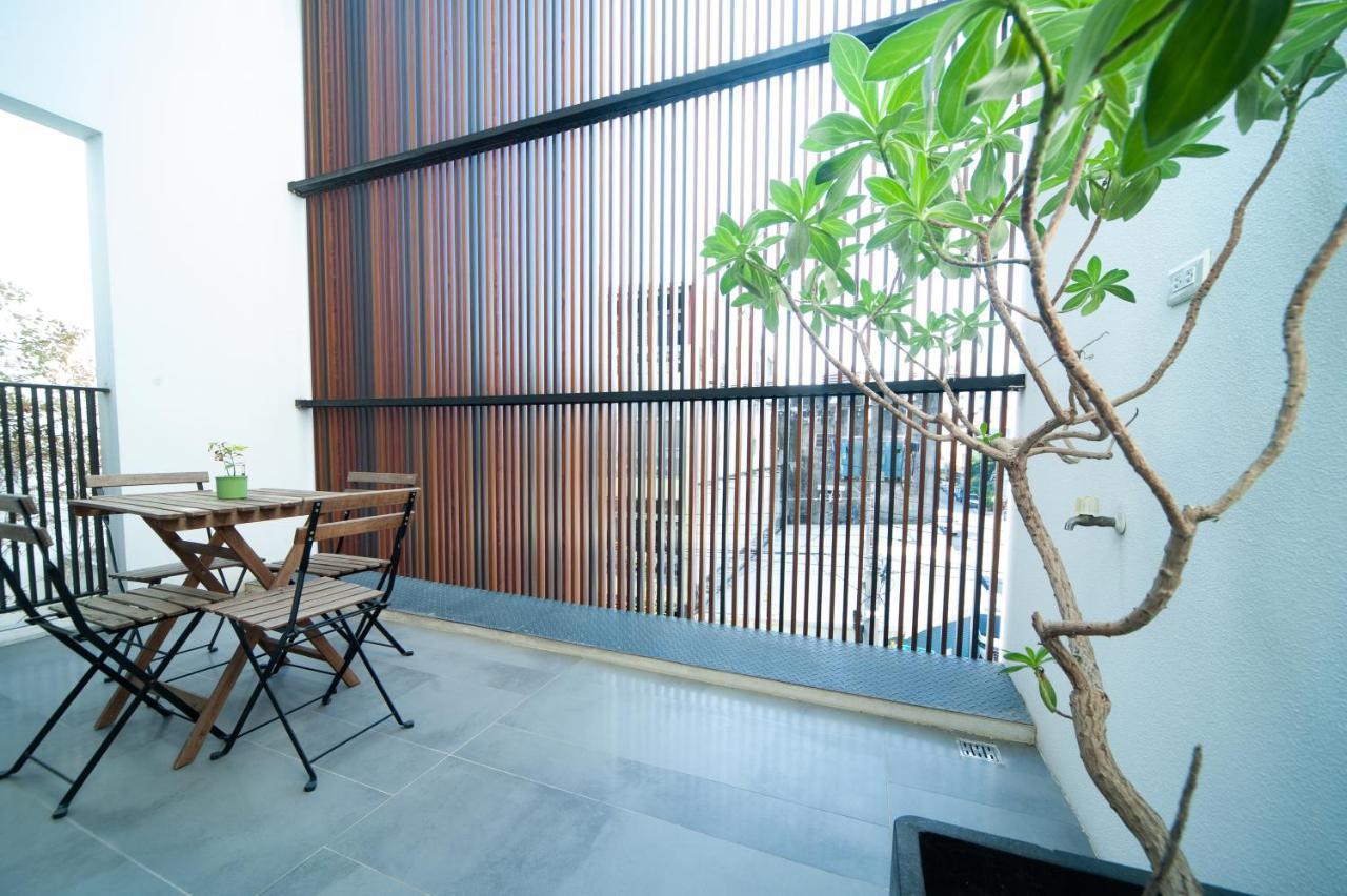 會呼吸的房-採自助式入住-有電梯 Bed and Breakfast Huwei Buitenkant foto